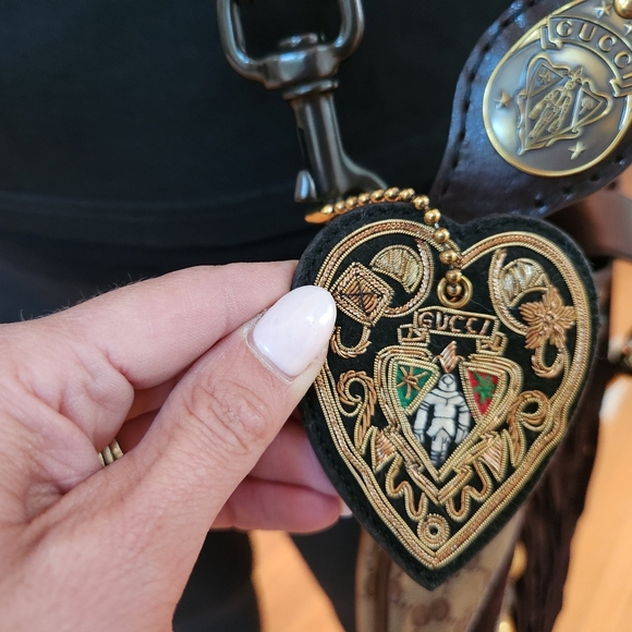 Authentic Gucci Babushka Bag! Mint Condition! It is amazing!!! - Picture 5 of 7